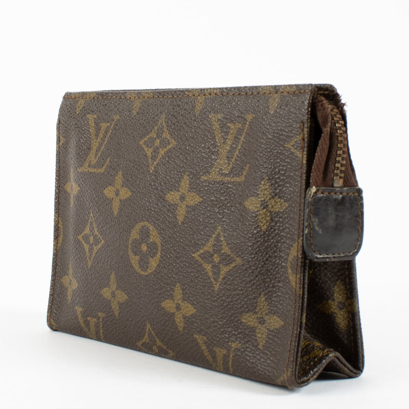 Authentic second hand Louis Vuitton Monogram Clutch on Labellov.com