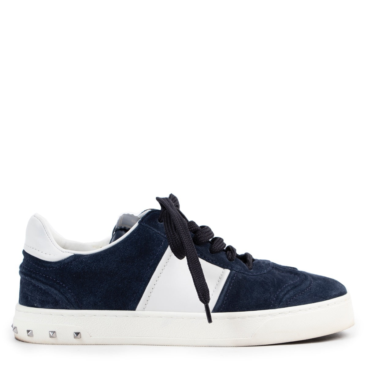 Shop safe online at Labellov.com blue suede Valentino sneaker in size 37.