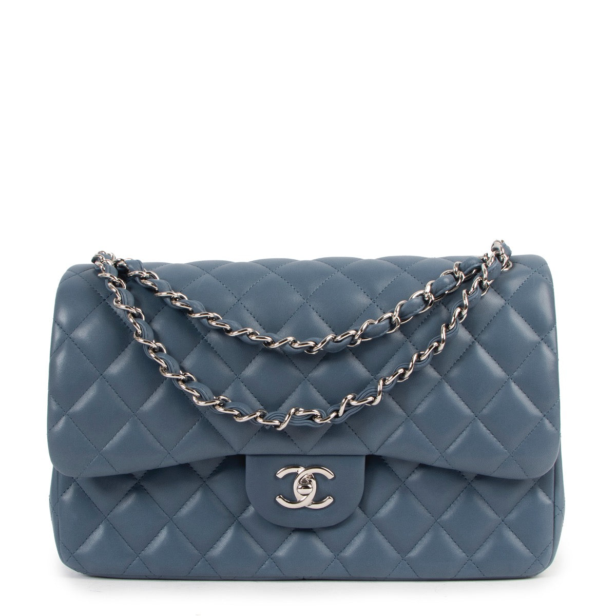 Shop safe online at Labellov in Antwerp this 100% authentic second hand Chanel Jeans Blue Lambskin Leather Jumbo Classic Double Flap Bag