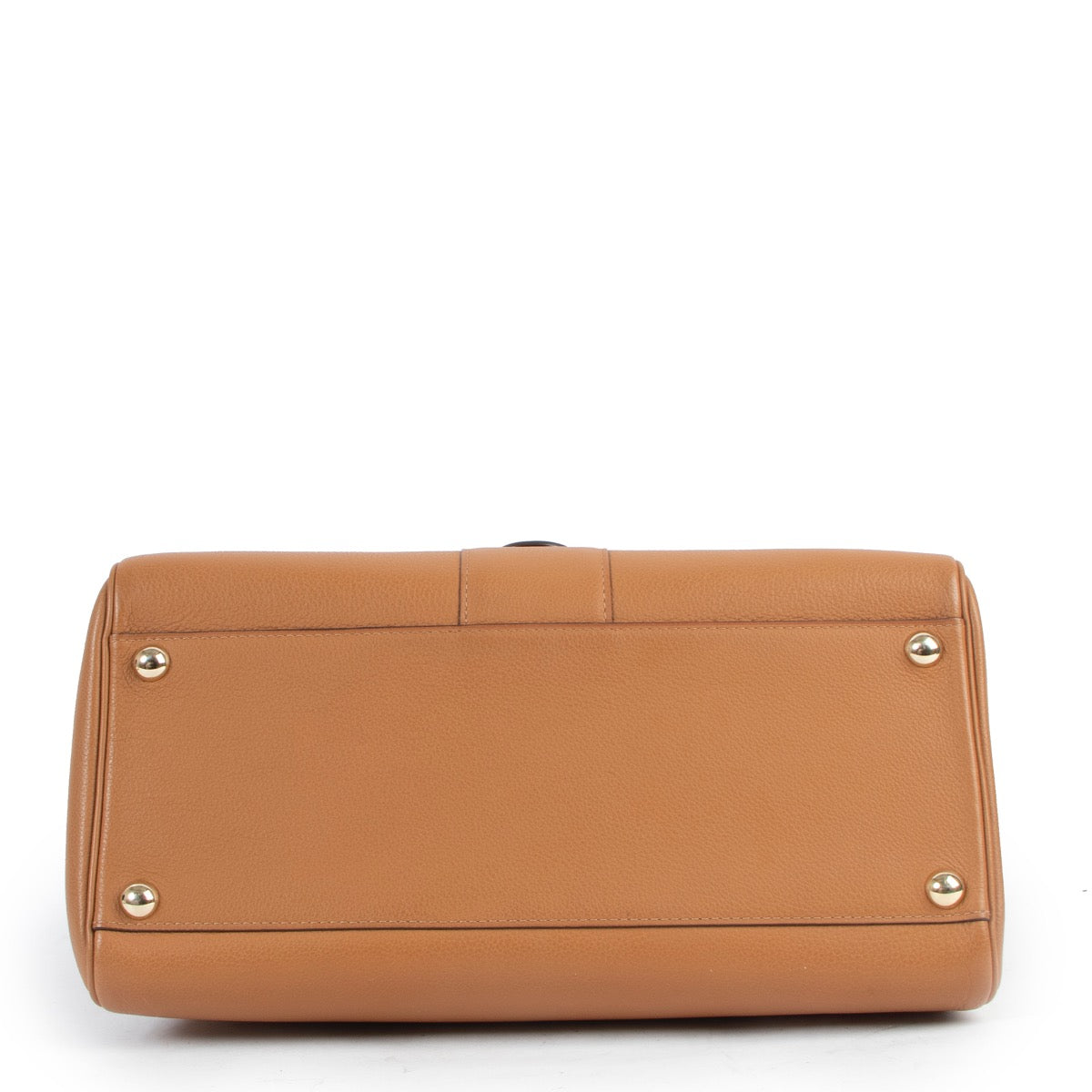 Shop safe online at Labellov in Antwerp this 100% authentic second hand Delvaux Brillant MM Fauve + Strap
