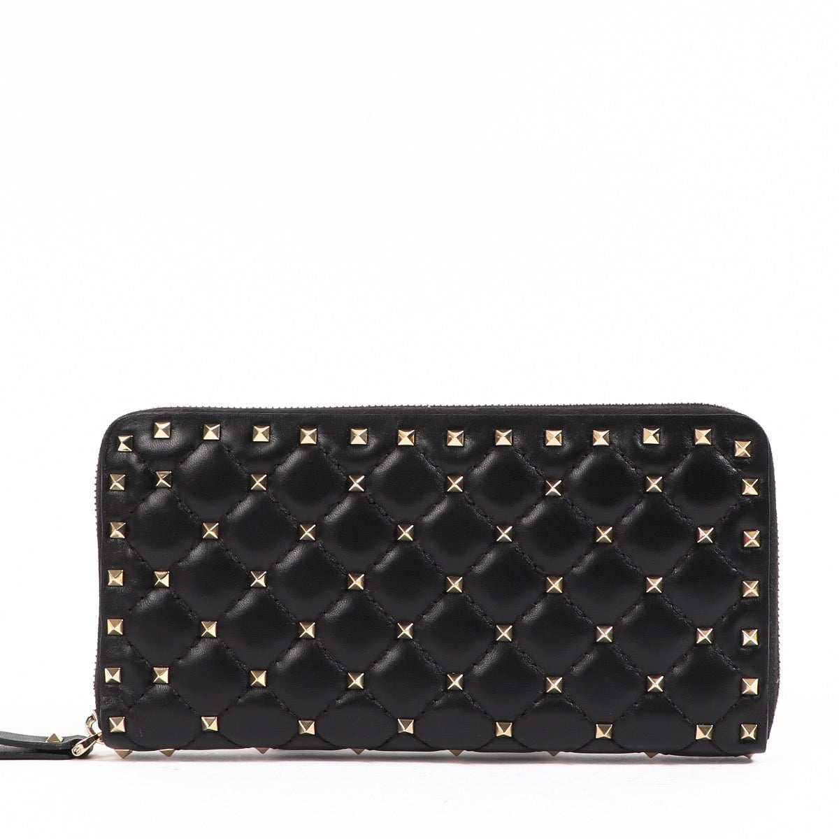 Shop safe online at Labellov in Antwerp this 100% authentic second hand Valentino Black Studded Long Wallet