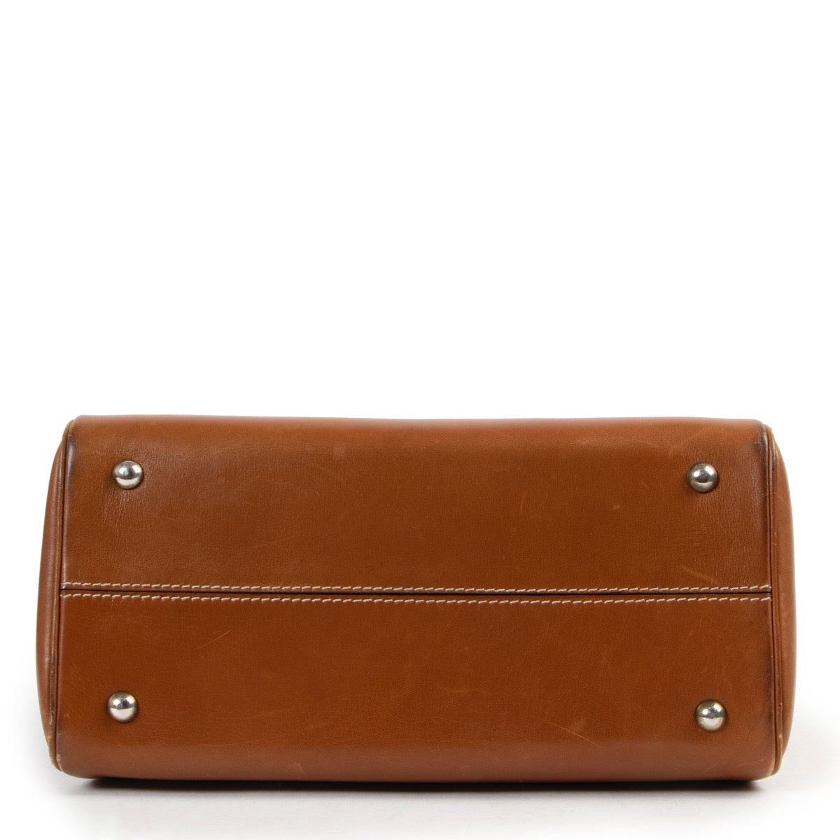 Shop safe online 100% authentic second hand Delvaux Cognac Leather Shoulder Bag at Labellov in Antwerp.