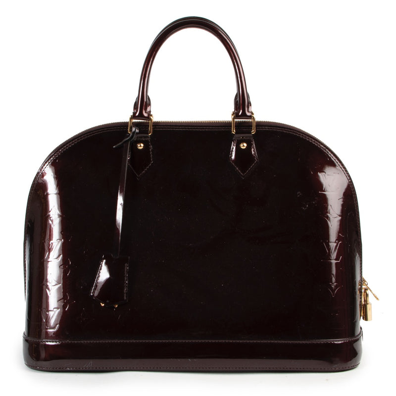 Shop safe online authentic second hand Louis Vuitton Alma MM Rouge Fauviste Vernis. Buy online Louis Vuitton Alma MM Rouge Fauviste Vernis in a safe way. Shop Louis Vuitton Alma MM Rouge Fauviste Vernis online safely.