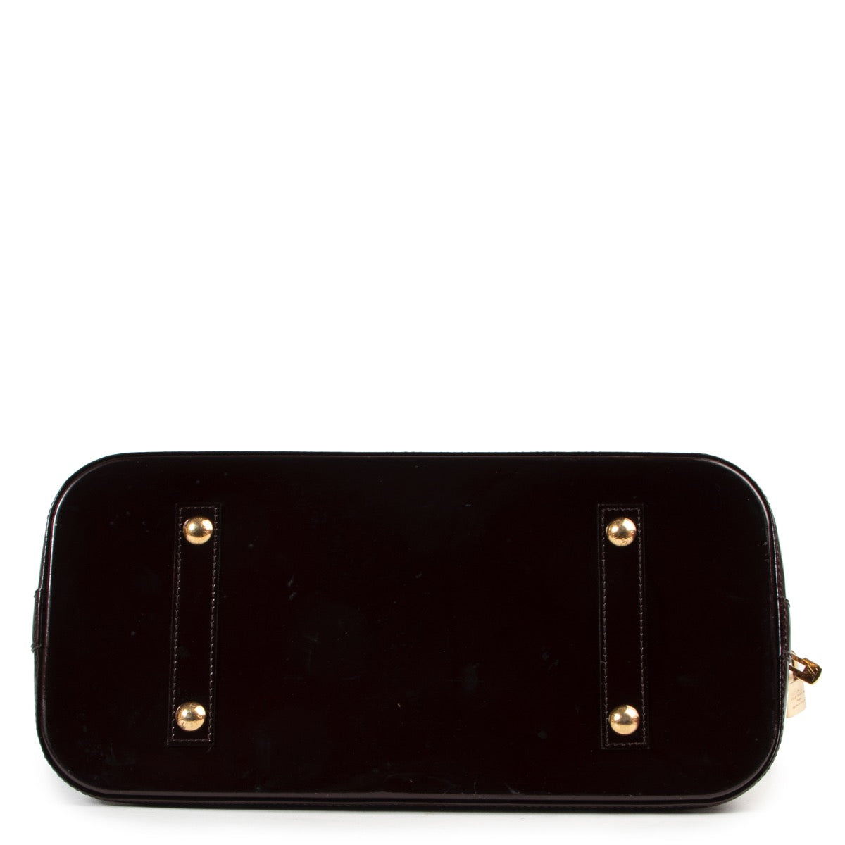 Shop safe online authentic second hand Louis Vuitton Alma MM Rouge Fauviste Vernis. Buy online Louis Vuitton Alma MM Rouge Fauviste Vernis in a safe way. Shop Louis Vuitton Alma MM Rouge Fauviste Vernis online safely.