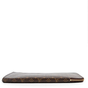 Shop safe online authentic second hand Louis Vuitton Monogram Laptop Case. Buy online Louis Vuitton Monogram Laptop Case in a safe way. Shop Louis Vuitton Monogram Laptop Case online safely.