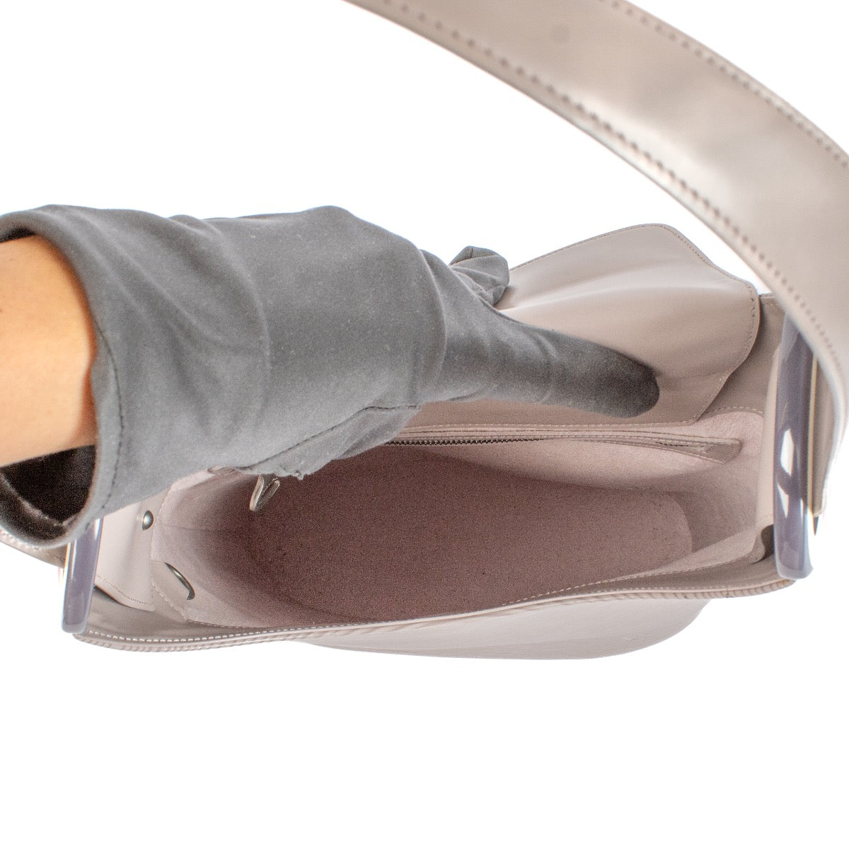 shop 100% authentic second hand Louis Vuitton Lilac Epi Leather Verseau Bag on Labellov.com