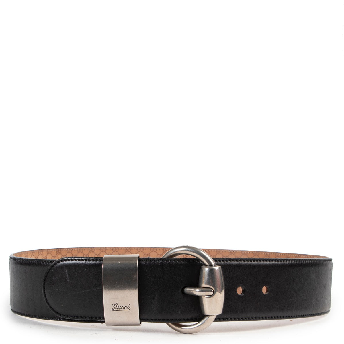 Shop safe online an authentic second hand Gucci Black Leather Belt in Size 42 in very good condition at the right price.