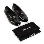 Chanel 16C Black Patent Leather Faux Pearl CC Loafers