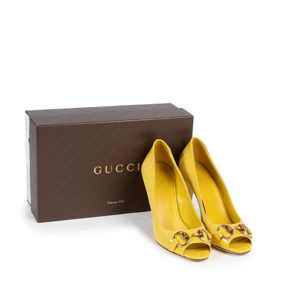 Gucci Yellow Suède Pumps in good condition
