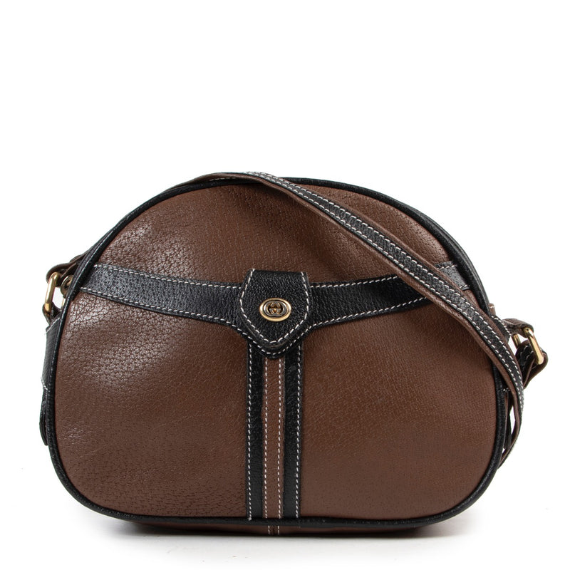 Shop safe online authentic second hand Gucci Brown Vintage Crossbody Bag in preloved condition at the right price at Labellov.com Antwerp.