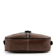 Shop safe online authentic second hand Gucci Brown Vintage Crossbody Bag in preloved condition at the right price at Labellov.com Antwerp.