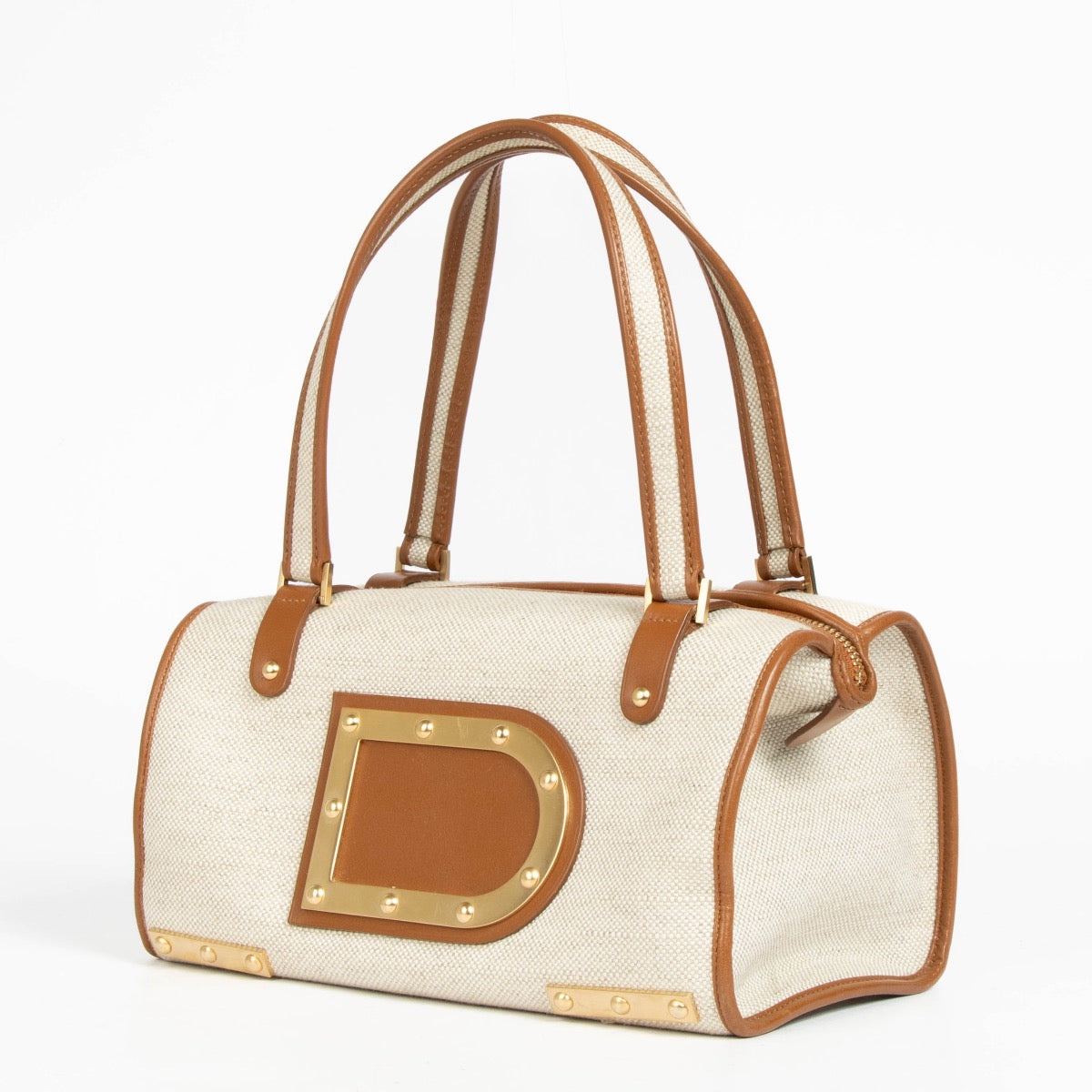 Authentic pre-loved Delvaux Beige Le Astrid MM Bag on Labellov.com