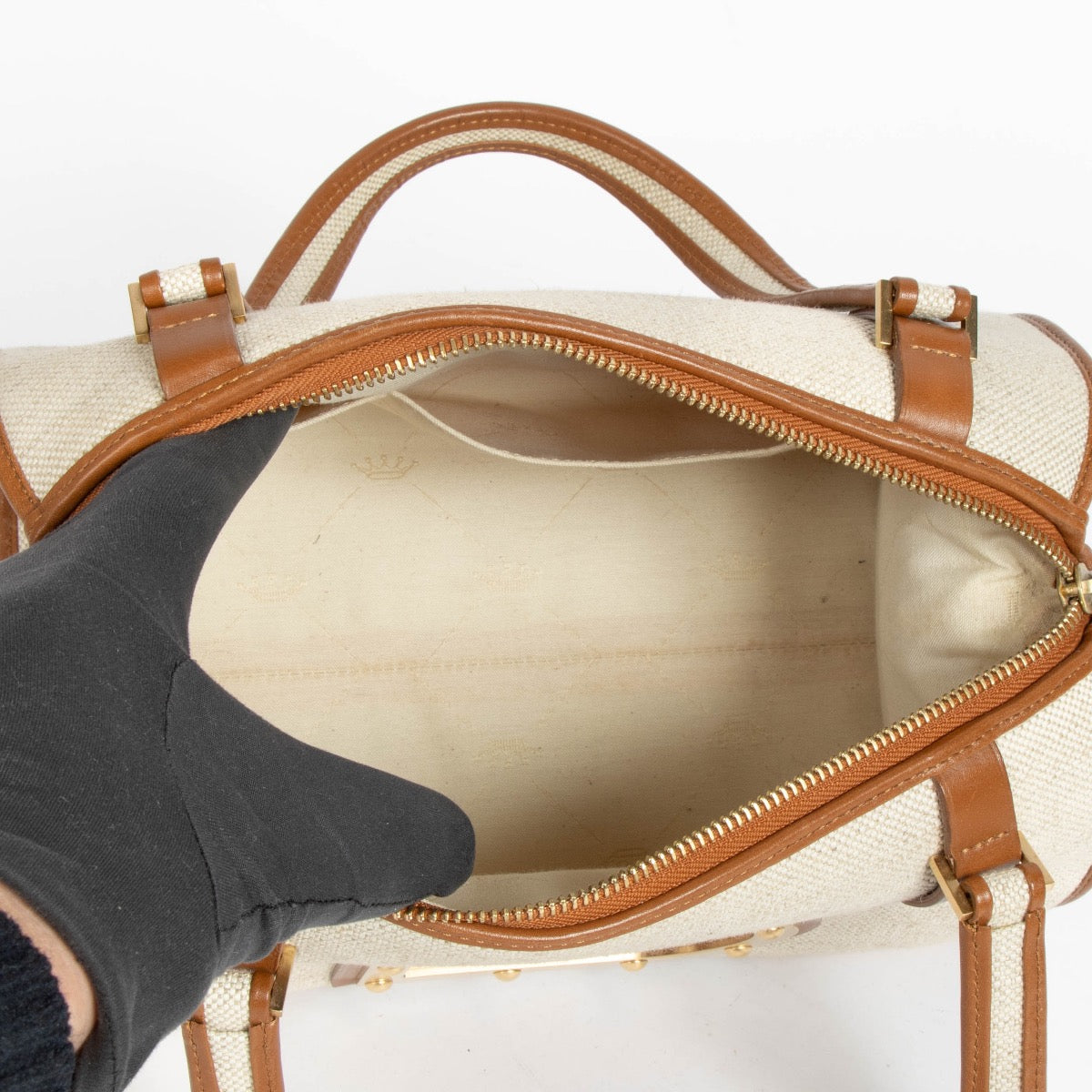 Authentic pre-loved Delvaux Beige Le Astrid MM Bag on Labellov.com