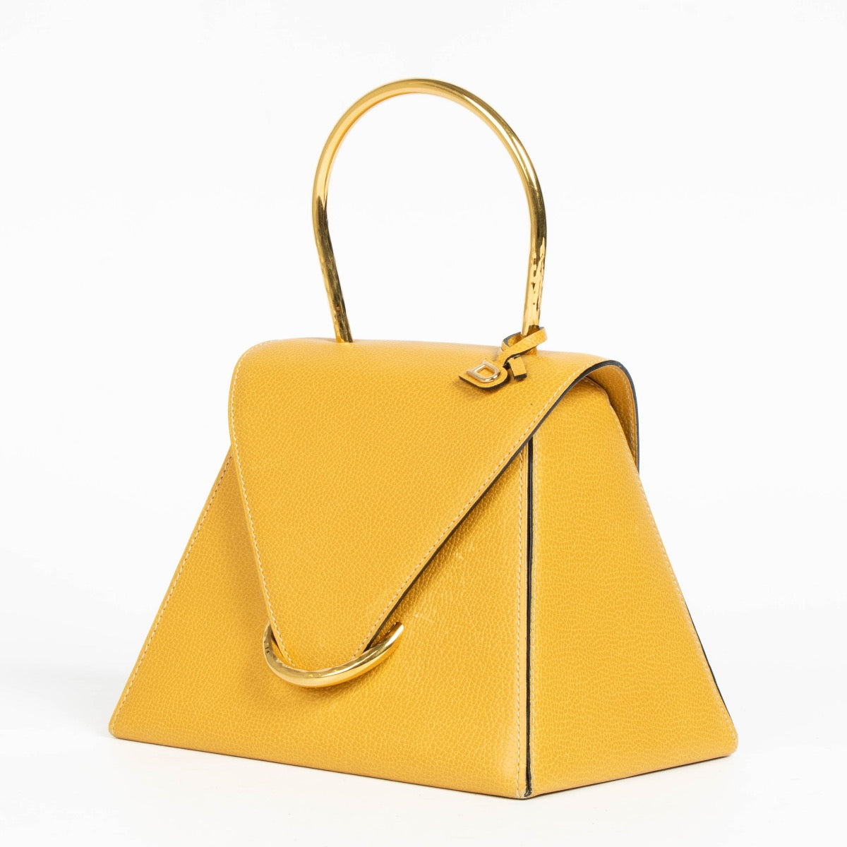 Authentic pre-loved Delvaux Houblon Jumping UT/Caprice Bag on Labellov.com