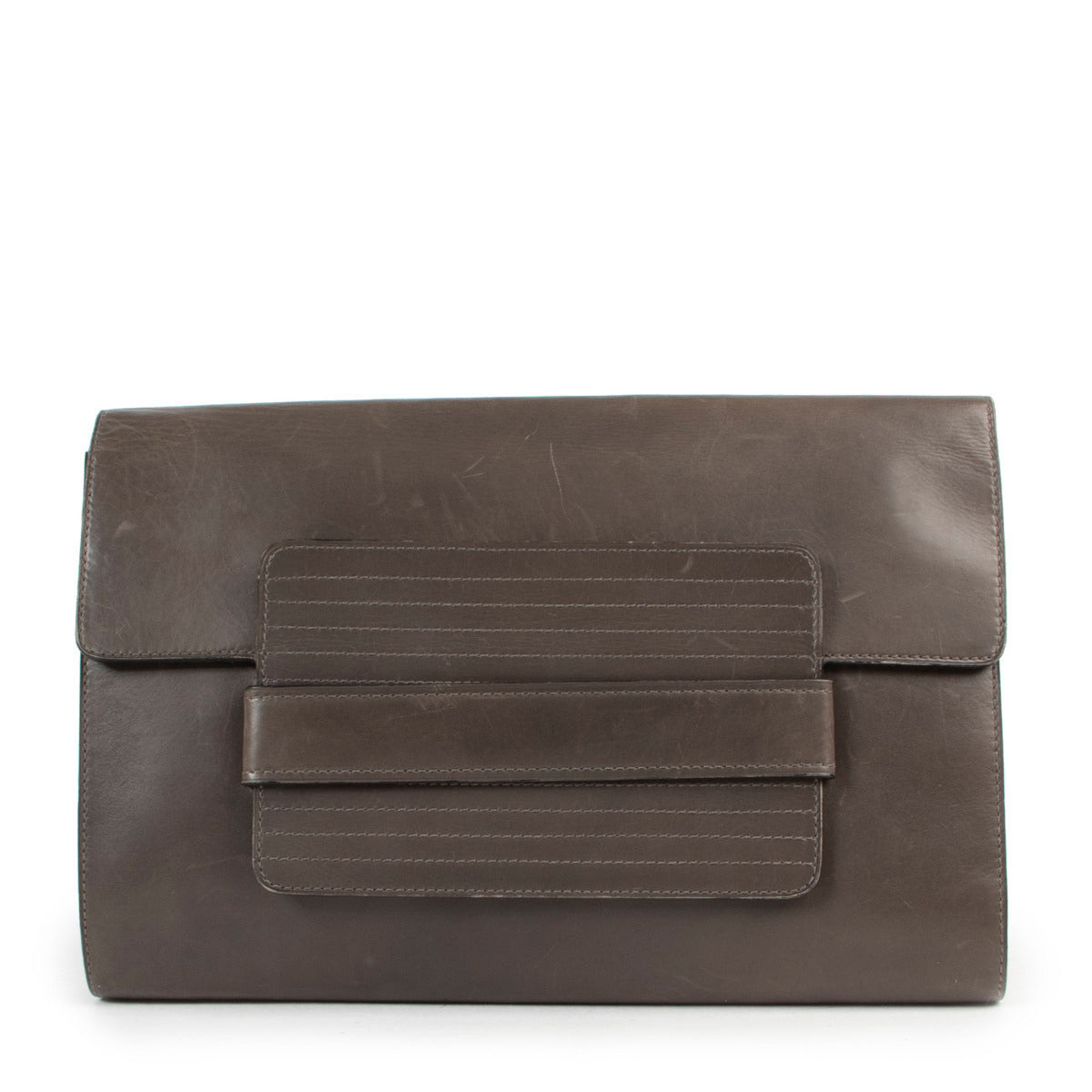 Shop safe online 100% authentic second hand Delvaux Grey Clutch in good preloved condition at Labellov Antwerp.