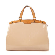Louis Vuitton Vernis Monogram Perle Brea GM for the best price at Labellov secondhand luxury