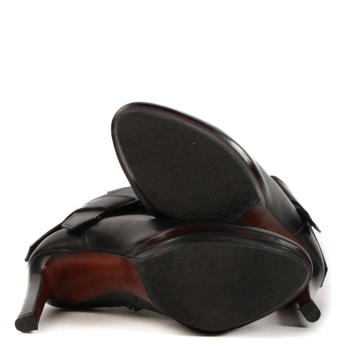 Shop 100% authentic second-hand Louis Vuitton Black Platform Ankle Boots With Bow on Labellov.com