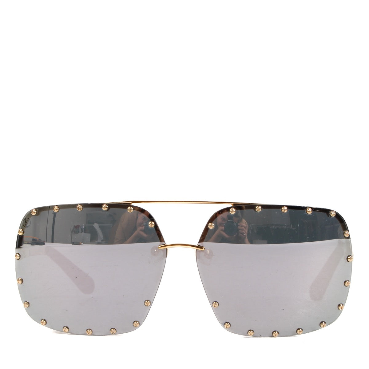Shop 100% authentic second-hand Louis Vuitton Silver Party Square Glasses on Labellov.com. Louis Vuitton Silver Party Square Glasses for the best price at Labellov secondhand luxury in Antwerpen.