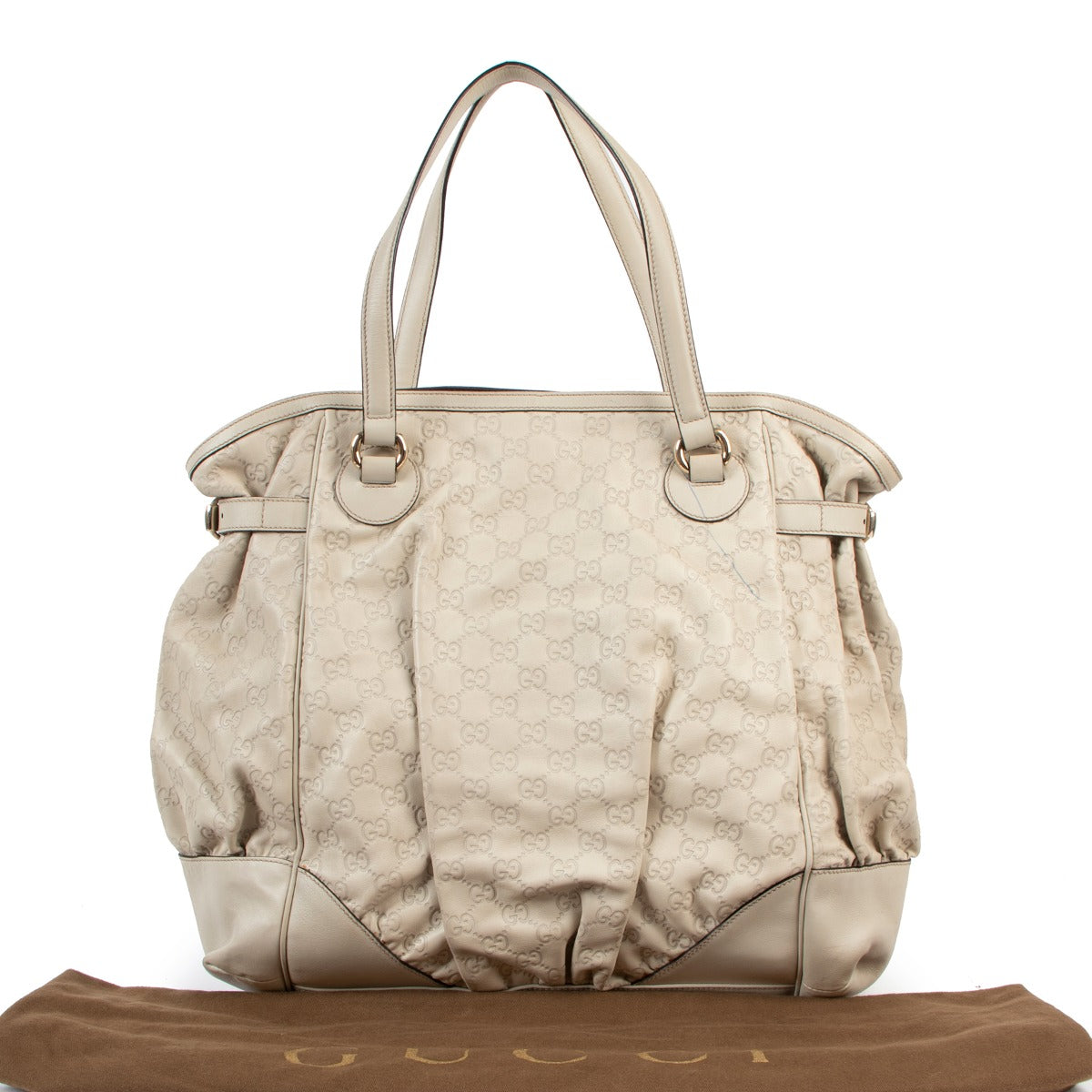 Buy online an authentic second hand Gucci beige Guccissima Full Moon shoulder bag in preloved condition at Labellov in Antwerp.