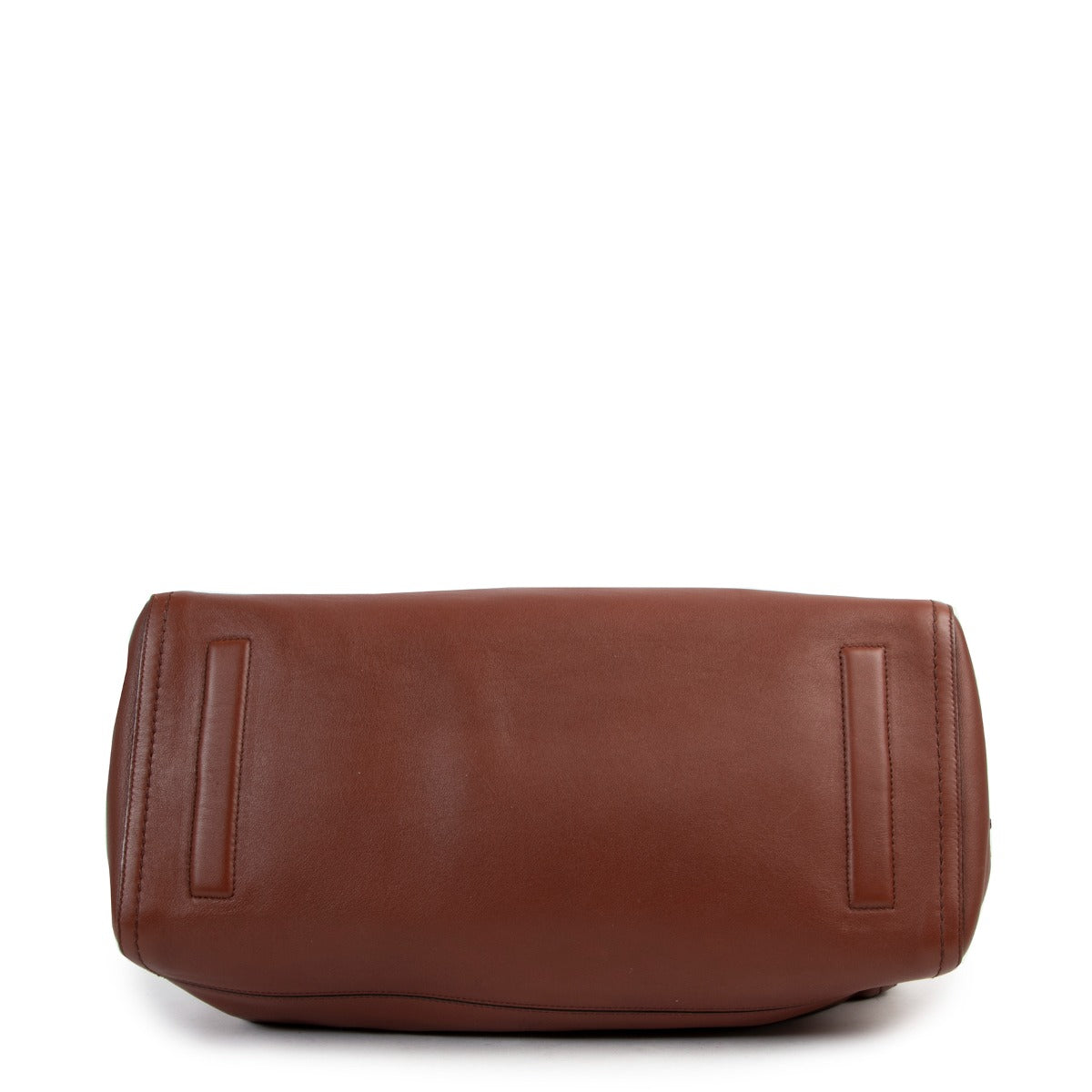 Buy this Salvatore Ferragamo Brown Shoulder bag at Labellov with 100% authenticity guaranteed.