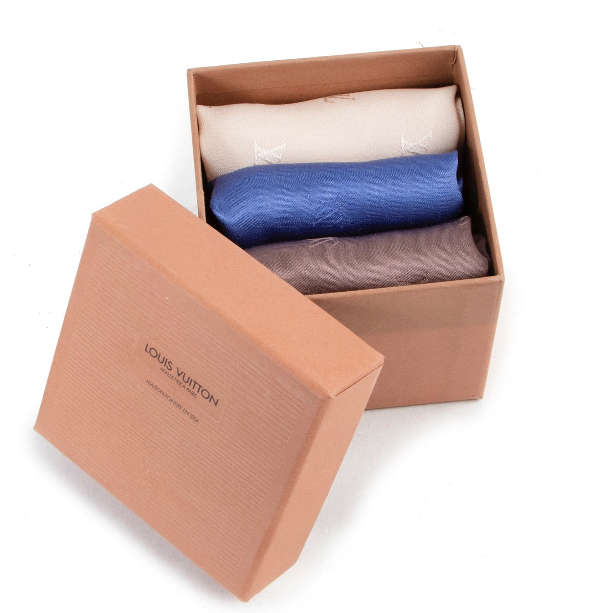 Shop safe online Pocket Squares bag for the best price. shop safe online your designer Pocket Squares