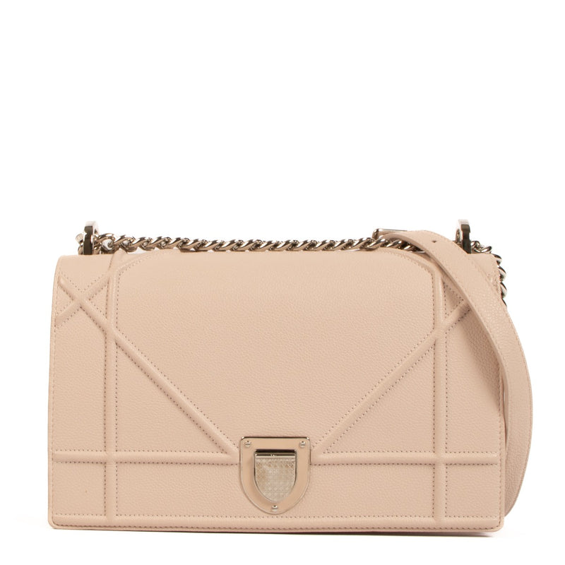 Shop safe online at Labellov in Antwerp, Brussels and Knokke this 100% authentic second hand Christian Dior Pale Pink Diorama Crossbody Bag