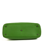 Christian Dior Green Diorissimo Medium Bag for the best price at Labellov secondhand luxury in Antwerp. We buy and sell your preloved and brand new designer bags for the best price.
