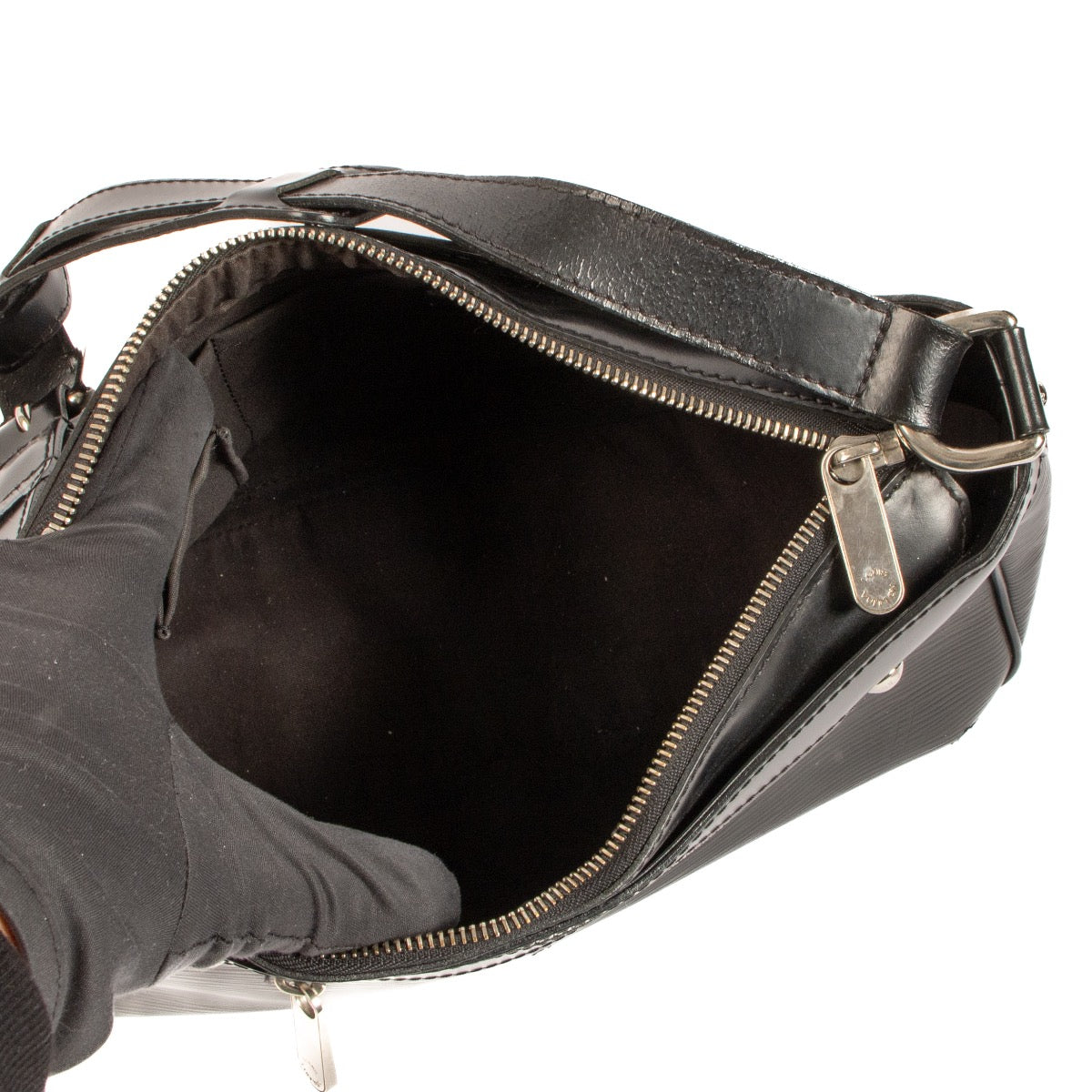 Shop 100% authentic second-hand Louis Vuitton Black Epi Leather Turenne PM Shoulder Bag on Labellov.com