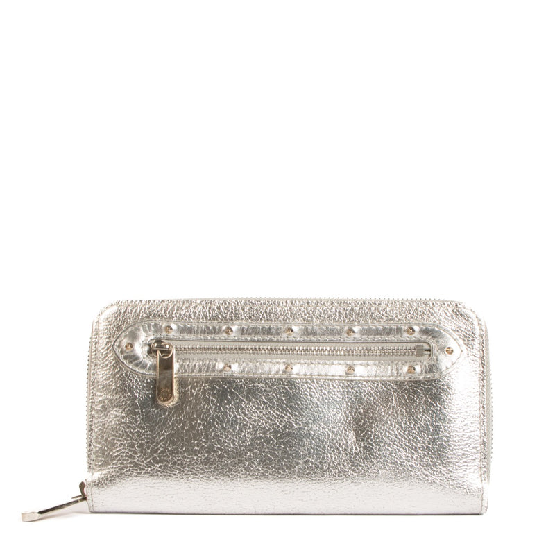 Shop 100% authentic second-hand Louis Vuitton Silver Suhali Zippy Wallet on Labellov.com