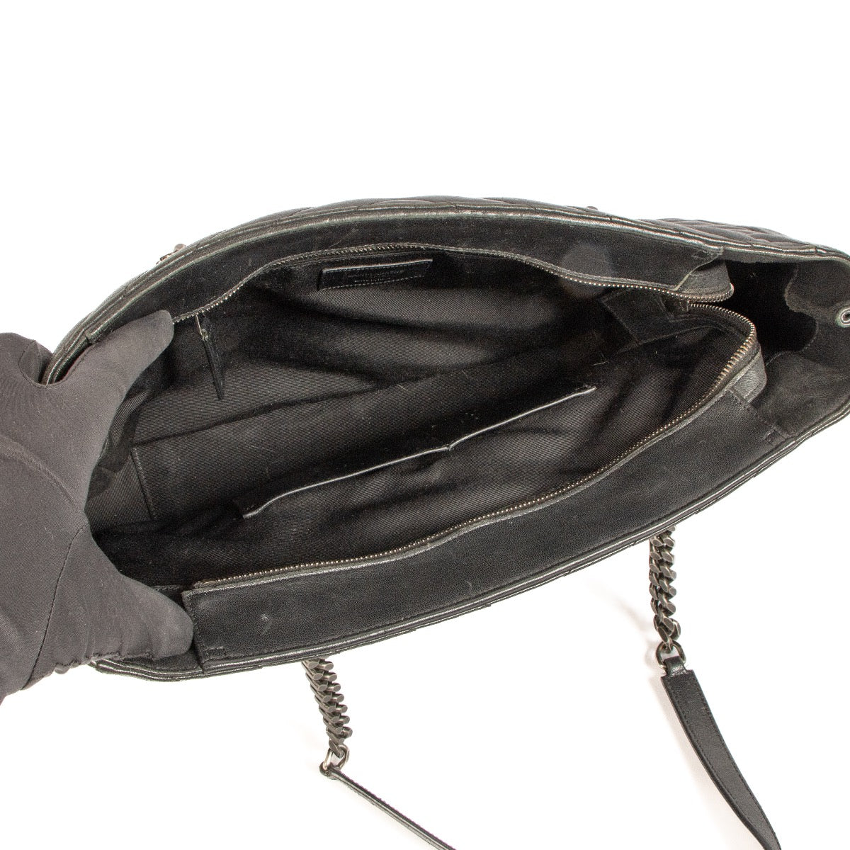 Shop 100% authentic second-hand Saint Laurent Black Matelasse Shopping Tote Bag on Labellov.com