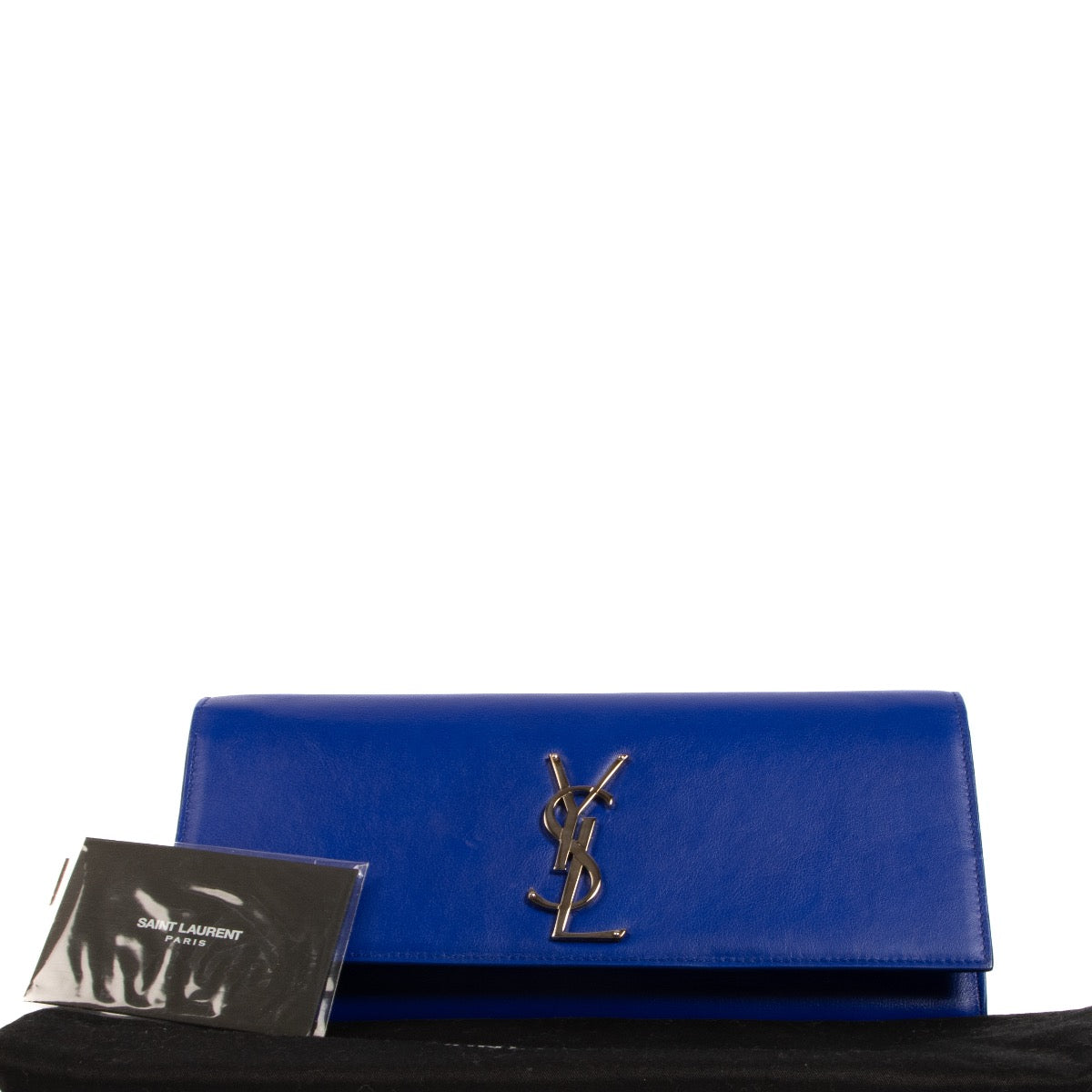 Saint Laurent Electric Blue Kate Clutch for the best price at Labellov secondhand luxury in Antwerp. We buy and sell your preloved and brand new designer bags for the best price.