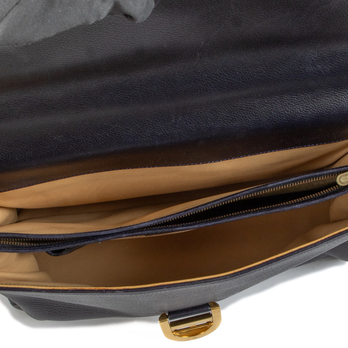 Shop safe online at Labellov in Antwerp, Brussels and Knokke this 100% authentic second hand Delvaux Marine Blue Brillant Briefcase