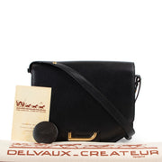 Shop safe online 100% authentic second hand Delvaux Black Vintage Shoulder Bag in very good condition at the right price at Labellov in Antwerp.