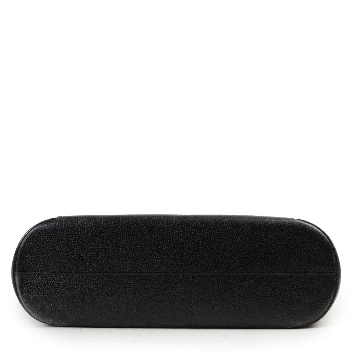 Shop safe online 100% authentic second hand Delvaux Black Leather Mousson Shoulder Bag in very good condition at the right price at Labellov in Antwerp.