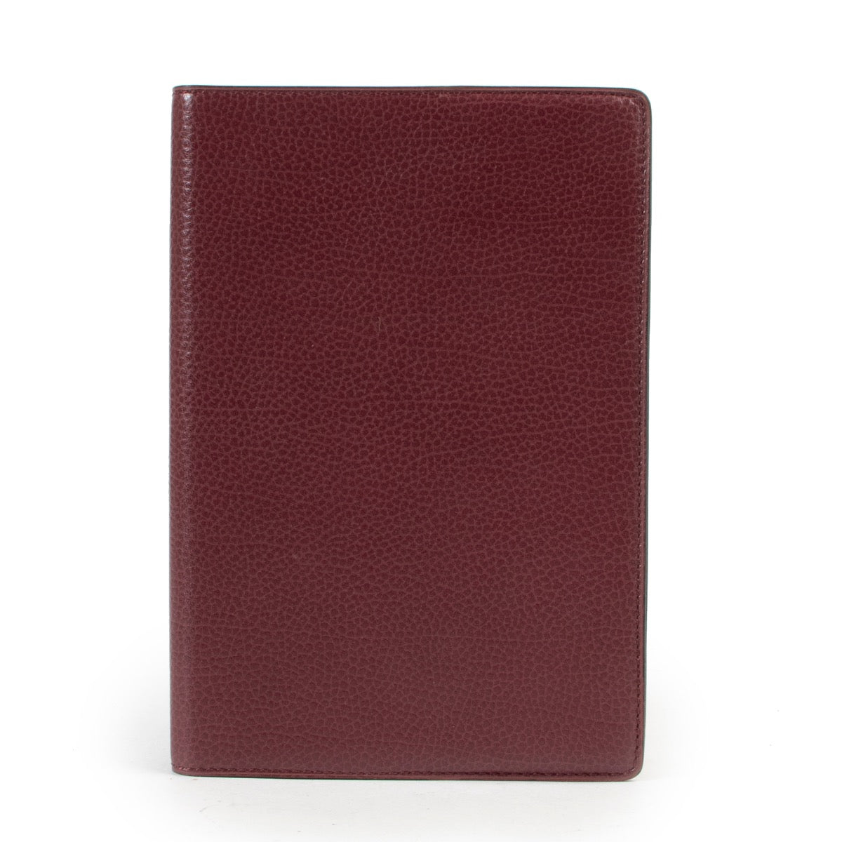 Shop safe online 100% authentic Delvaux Burgundy Agenda in very good condition at the right price at Labellov in Antwerp.