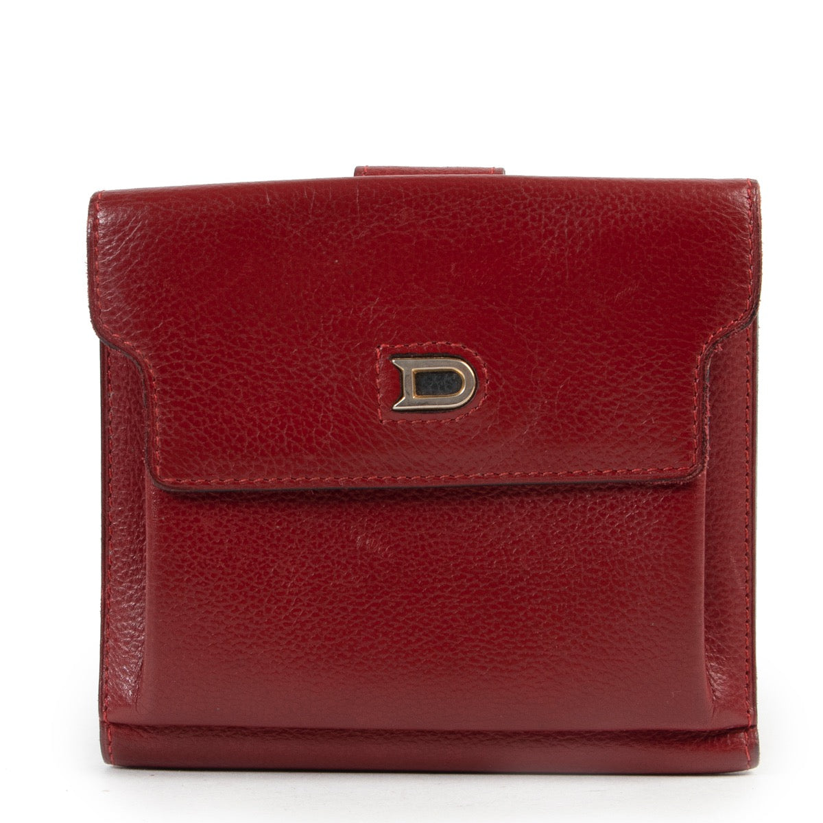 Shop safe online 100% authentic second hand Delvaux Red Leather Wallet at the right price at Labellov in Antwerp.