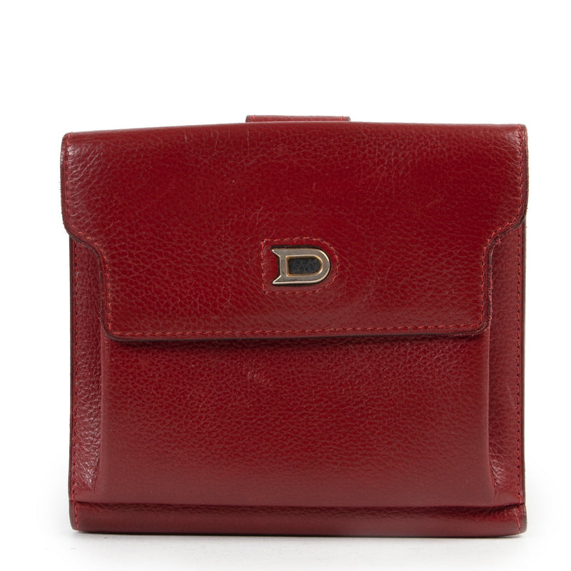 Shop safe online 100% authentic second hand Delvaux Red Leather Wallet at the right price at Labellov in Antwerp.