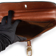 Shop safe online 100% authentic second hand Delvaux Cognac Top Handle Bag in good preloved condition at the right price at Labellov in Antwerp.