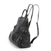 Buy authentic secondhand Delvaux bags at Labellov vintage fashion webshop for the lowest price. Koop authentieke tweedehands Delvaux tassen bij Labellov vintage mode webshop aan de laagste prijs.