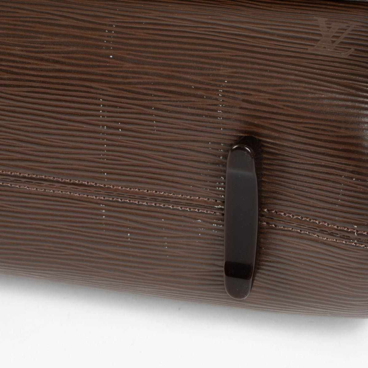 Shop this 100% authentic Louis Vuitton Moka Epi Nocturne GM Bag at Labellov.com