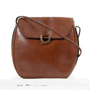 Buy and sell your designer vintage items for a reasonable price at Labellov, online or in store.