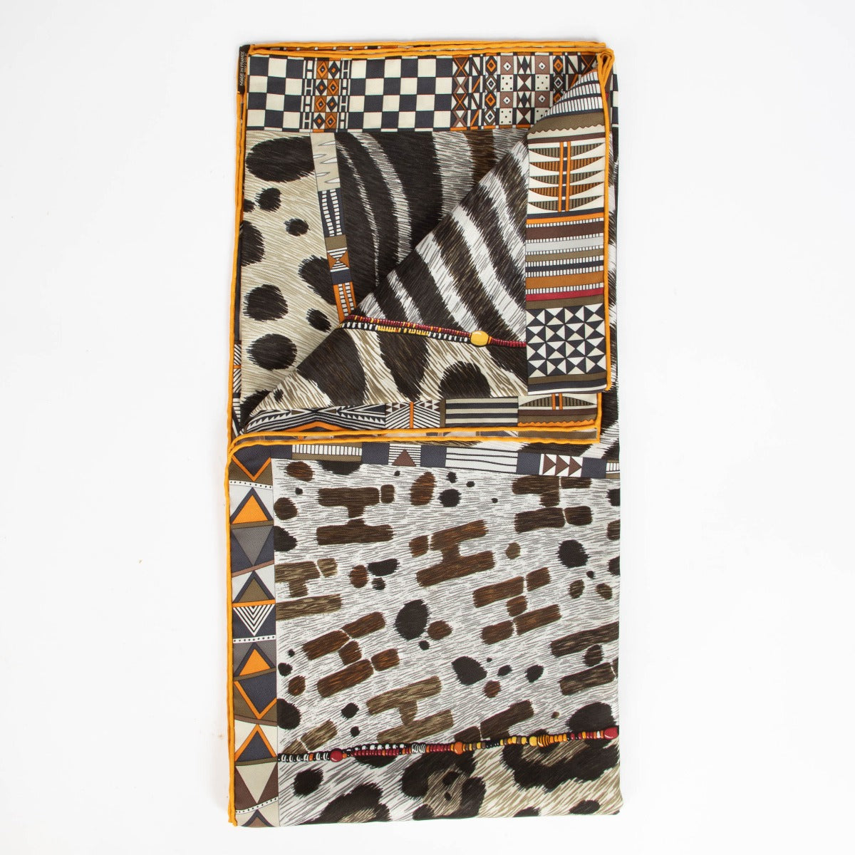 Carré Hermès 90 en soie Pelages et Camouflage