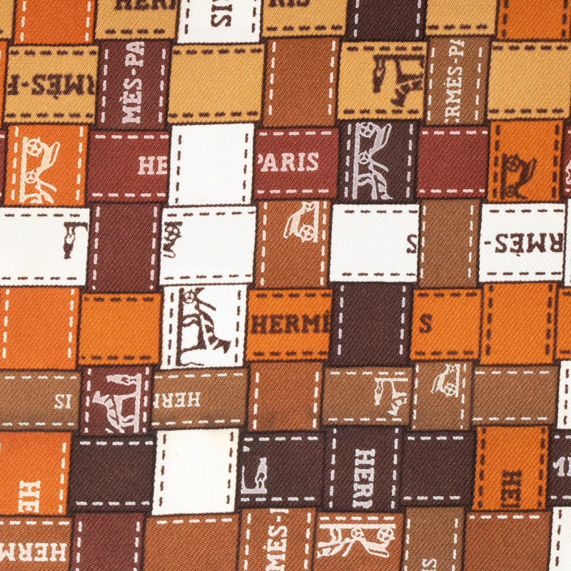 Authentic pre-loved Hermès Brown Bolduc au Carré Silk 90 Scarf on Labellov.com