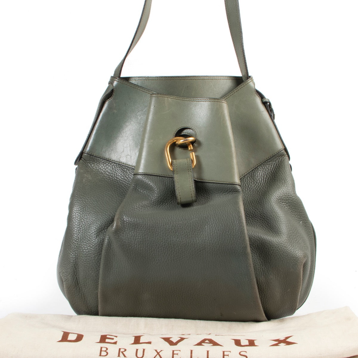 Buy online Delvaux Green Leather Crossbody Bag in a safe way. Shop Delvaux Green Leather Crossbody Bag online safely. Buy authentic second hand Delvaux Green Leather Crossbody Bag in a safe way online.