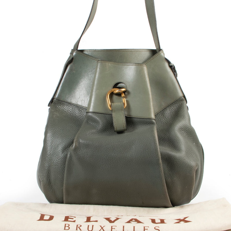 Buy online Delvaux Green Leather Crossbody Bag in a safe way. Shop Delvaux Green Leather Crossbody Bag online safely. Buy authentic second hand Delvaux Green Leather Crossbody Bag in a safe way online.