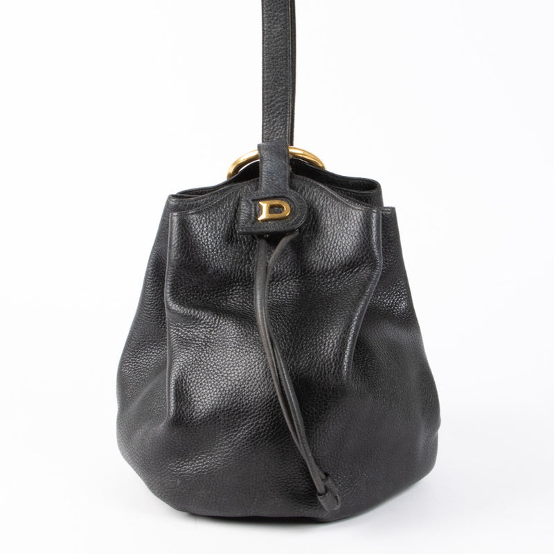 Authentic pre-loved Delvaux Black Leather Rose des Vents Shoulder Bag on Labellov.com