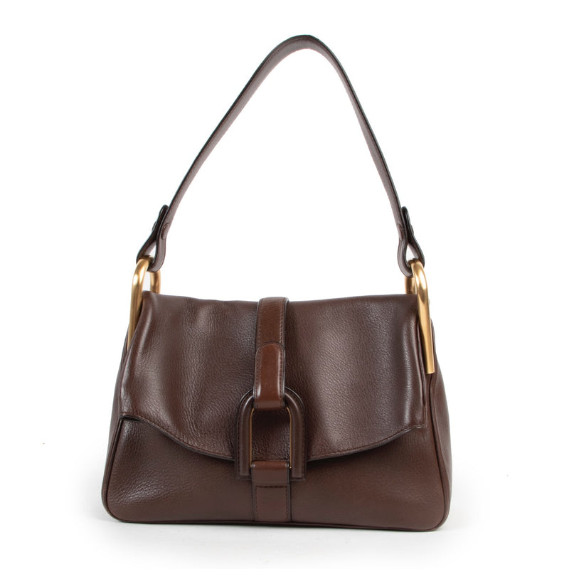 Safely purchase a used one Delvaux Brown Leather Polo Givry Shoulder bag. Buy online in a reliable way a Delvaux Brown Leather Polo Givry Shoulder bag. Buy in a safe site and easy way a Delvaux Brown Leather Polo Givry Shoulder bag