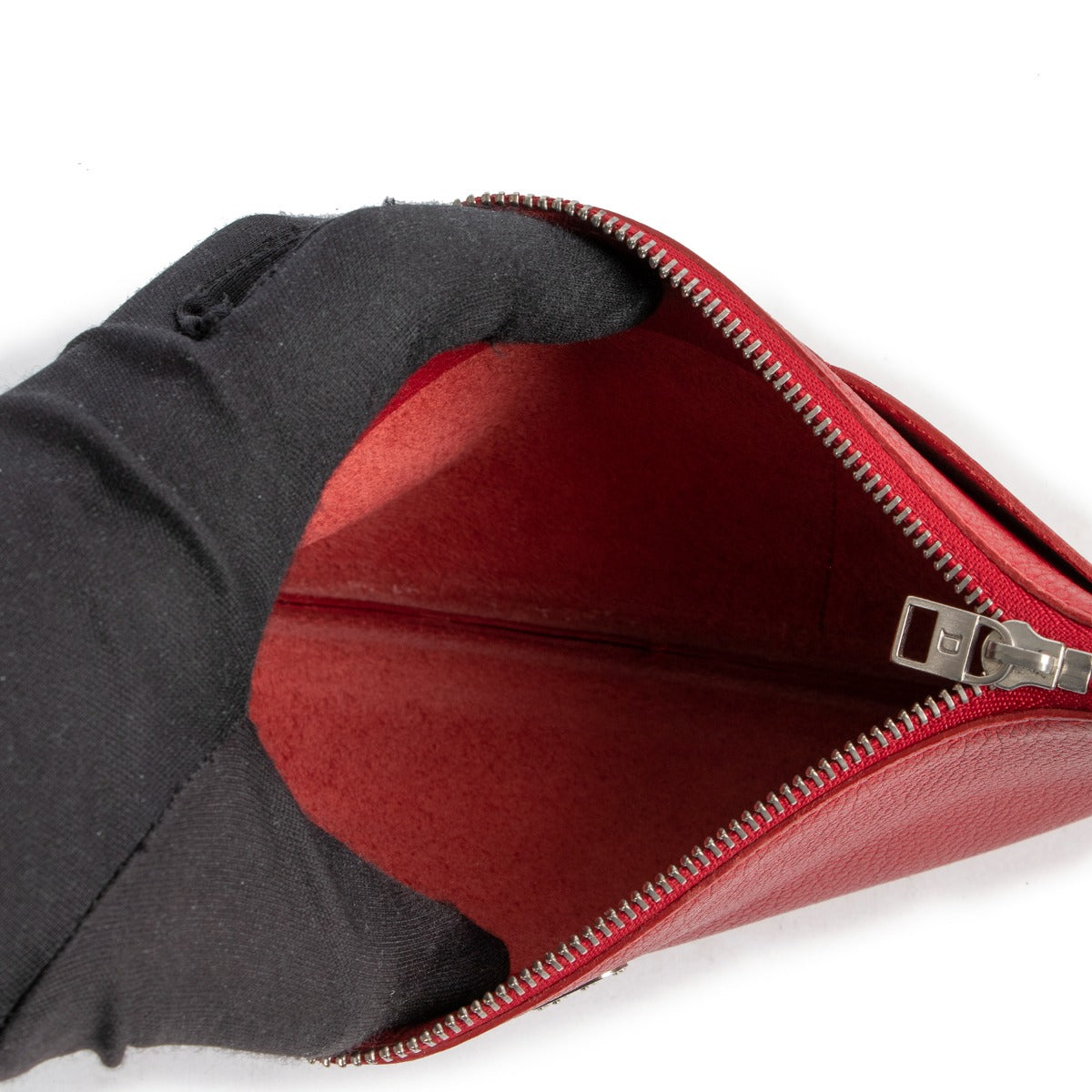 Delvaux Red Pouch now available at Labellov for a reasonable price and in very good condition