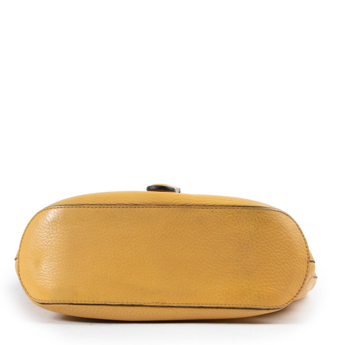 Safely purchase a used one Delvaux Yellow Leather Crossbody. Buy online in a reliable way a Delvaux Yellow Leather Crossbody. Buy in a safe site and easy way a Delvaux Yellow Leather Crossbody.