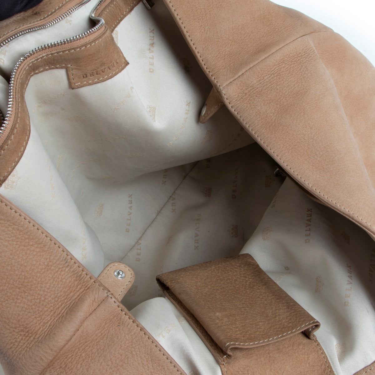 Beautiful Delvaux shoulder bag, Preloved Delvaux shoulder bag, Beige Delvaux shoulder bag in good condition